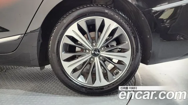 Kia K8 K8 Hybrid — Фото автомобиля 5