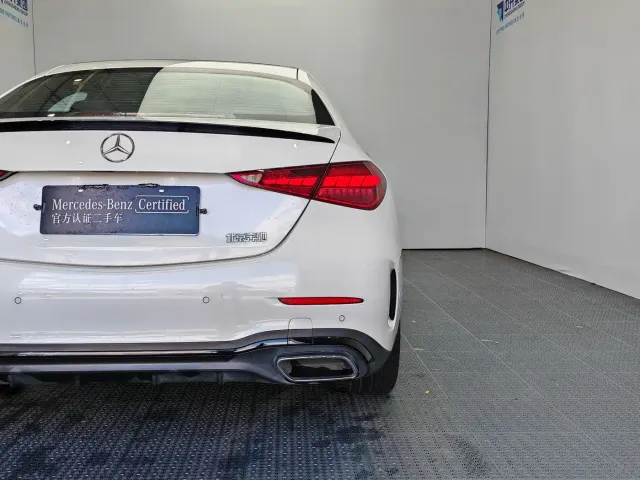 Mercedes-Benz C-Class — Фото автомобиля 19