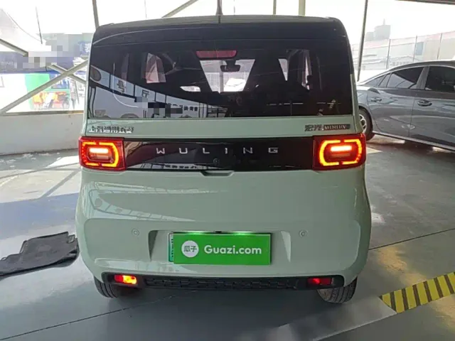 Wuling Hongguang Mini EV — Фото автомобиля 5