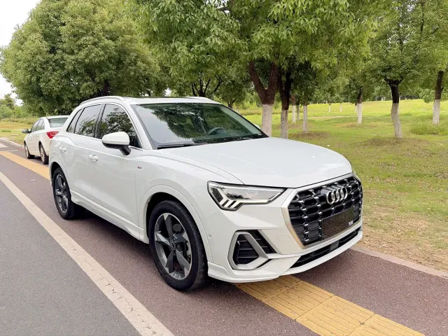 Audi Q3 — Фото автомобиля 8