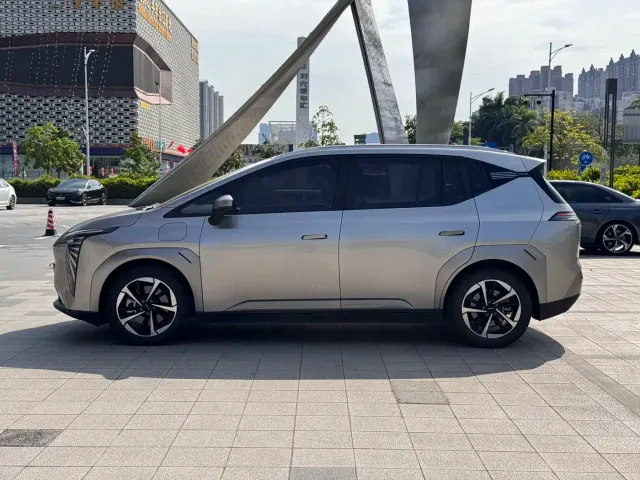 GAC Aion Y — Фото автомобиля 9