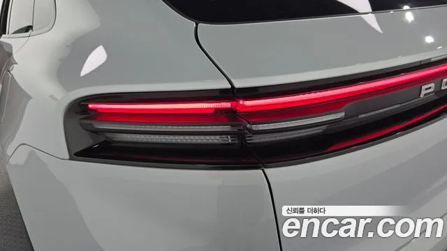 Porsche Macan — Фото автомобиля 22