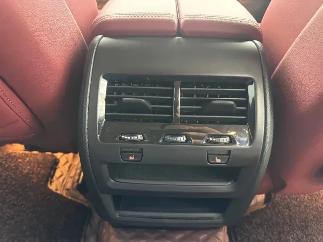 BMW X5 — Фото автомобиля 12