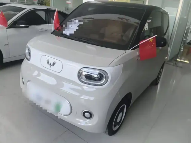 Фотография автомобиля — Wuling Hongguang Mini EV