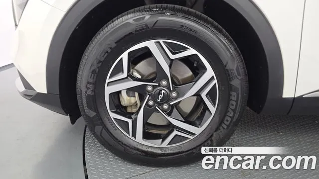 Kia Sportage Sportage 5-е поколение Дизель 2.0 4WD — Фото автомобиля 5