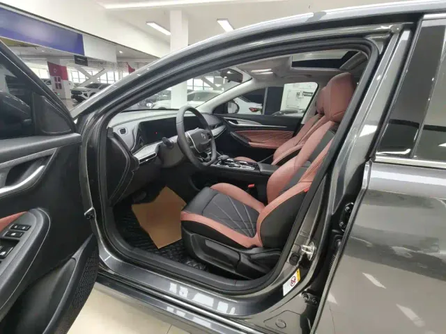 Changan Eado — Фото автомобиля 12