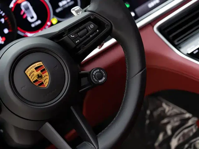 Porsche Panamera — Фото автомобиля 19