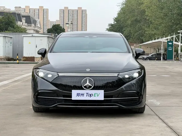 Mercedes-Benz EQS — Фото автомобиля 2