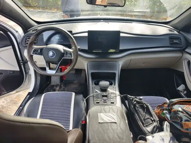 BYD Qin PLUS — Фото автомобиля 10
