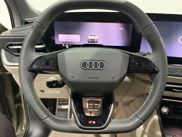 Audi Q5L — Фото автомобиля 11