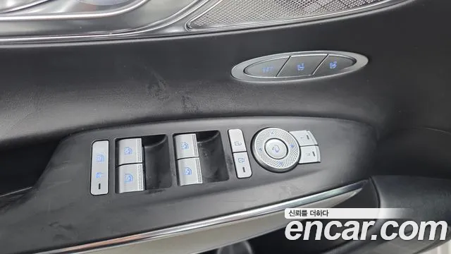 Genesis GV70 Electrified — Фото автомобиля 30