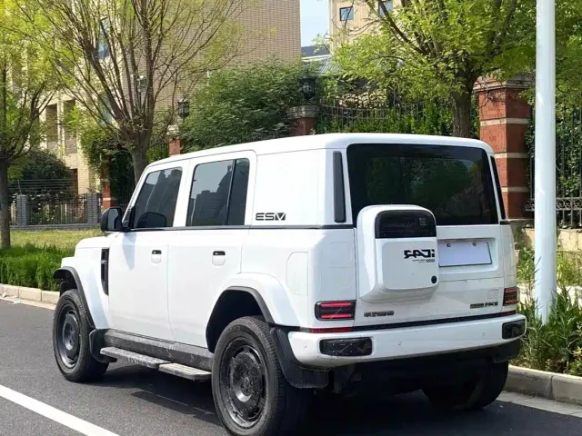 iCAR V23 — Фото автомобиля 6