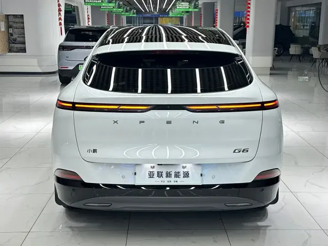 Xpeng G6 — Фото автомобиля 8