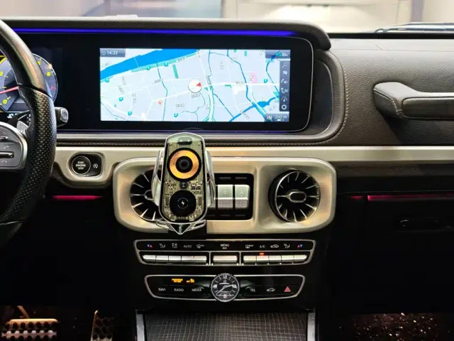 Mercedes-Benz G-Class — Фото автомобиля 14