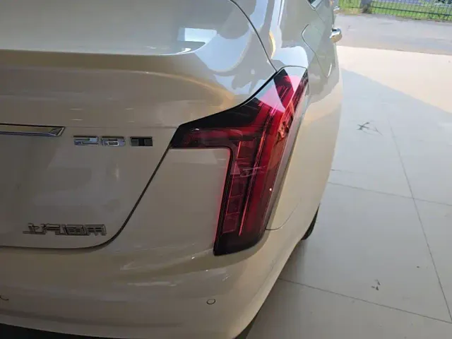 Cadillac CT5 — Фото автомобиля 7