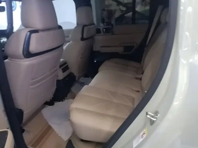 BYD FangChengBao Leopard 5 — Фото автомобиля 16