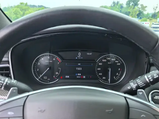 Cadillac XT5 — Фото автомобиля 12