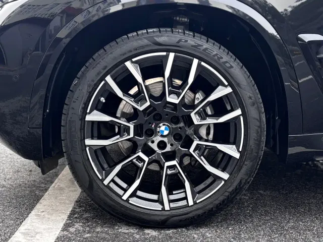BMW X5 — Фото автомобиля 7