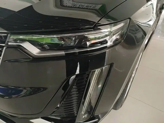Cadillac XT6 — Фото автомобиля 23