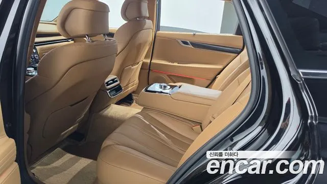Genesis G80 Бензин 2.5 турбо 2WD — Фото автомобиля 16