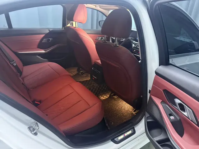 BMW 3 Series — Фото автомобиля 8