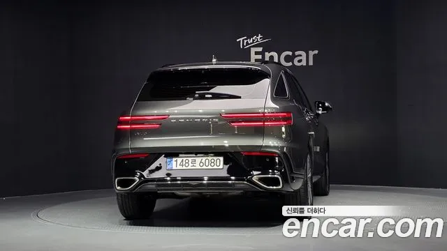 Genesis GV70 — Фото автомобиля 4