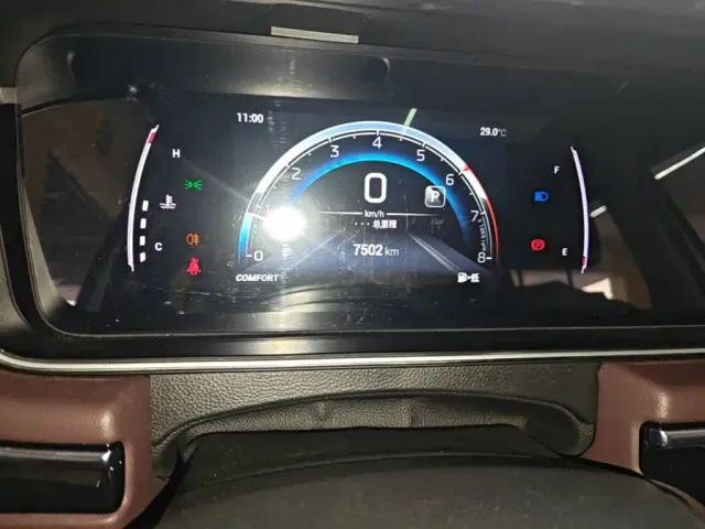 GAC Trumpchi M6 — Фото автомобиля 11