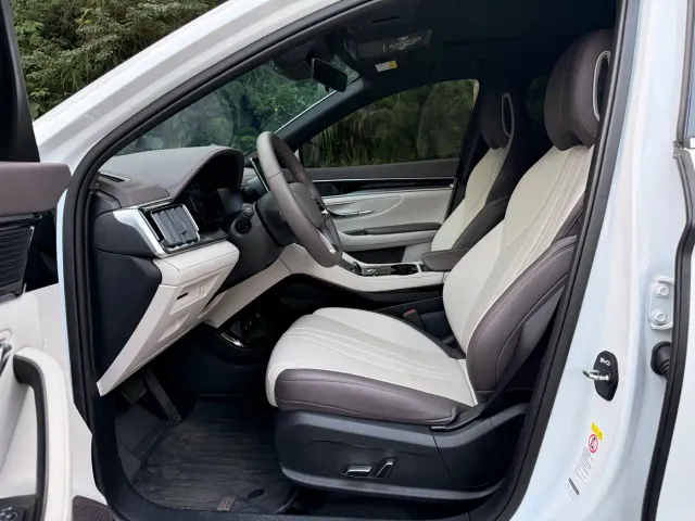 BYD Song PLUS — Фото автомобиля 15