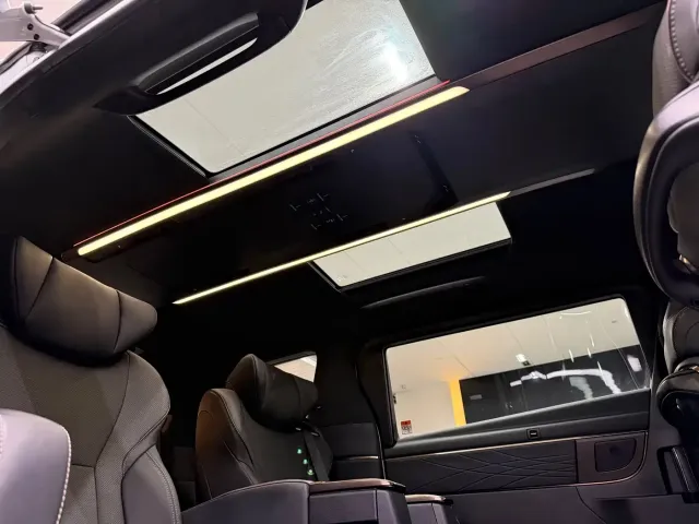 Toyota Alphard — Фото автомобиля 14