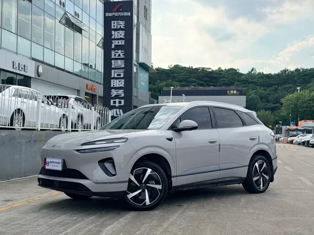 BYD Sealion 06 — Фото автомобиля 3