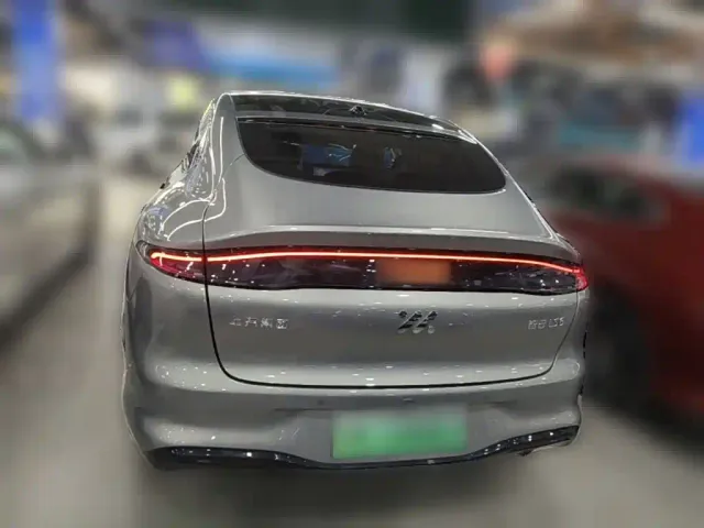 IM Motors LS6 — Фото автомобиля 3