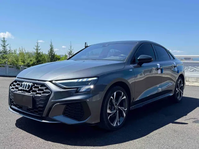 Фотография автомобиля — Audi A3