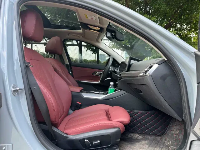 BMW 3 Series — Фото автомобиля 12