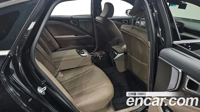 Kia K8 K8 Hybrid — Фото автомобиля 26