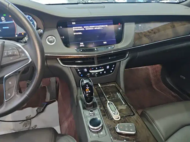 Cadillac CT6 — Фото автомобиля 8