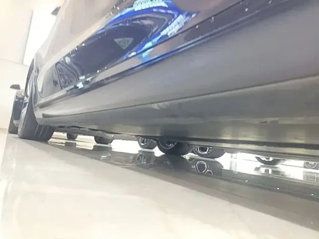 Tesla Model 3 — Фото автомобиля 20