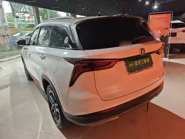 Changan CS75 Plus — Фото автомобиля 4