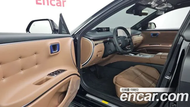 Hyundai Grandeur GN7 — Фото автомобиля 10