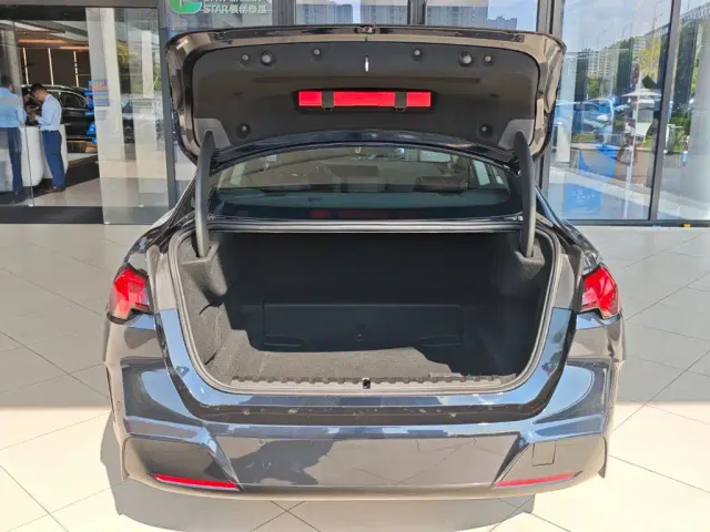 BMW 2 Series — Фото автомобиля 14