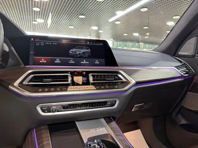BMW X5 — Фото автомобиля 7