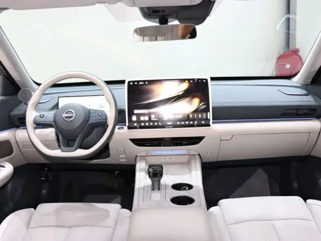 Nissan Teana — Фото автомобиля 12