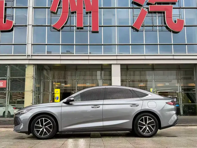 BYD Qin L — Фото автомобиля 7