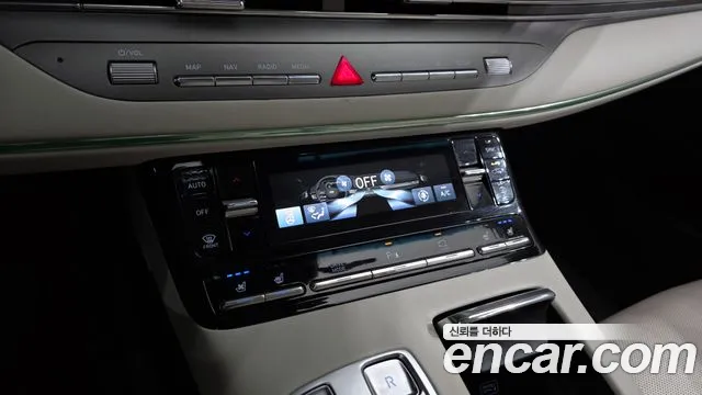 Hyundai Grandeur New — Фото автомобиля 17