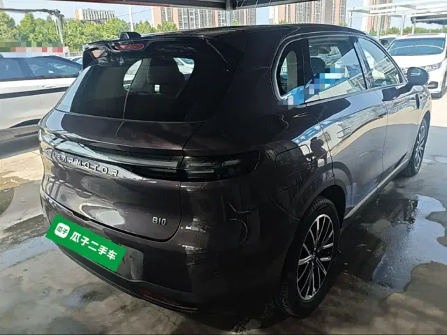 Leapmotor B10 — Фото автомобиля 6