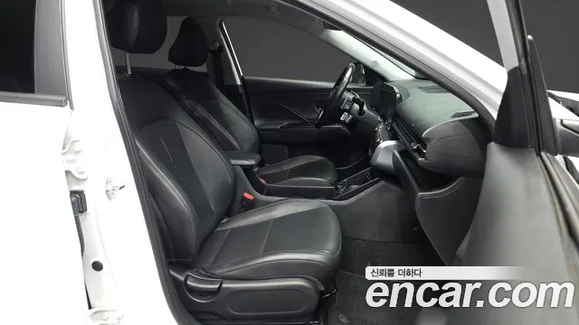 Hyundai Kona SX2 — Фото автомобиля 17