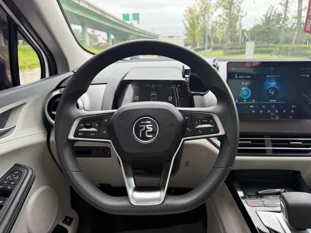 BYD Yuan Pro — Фото автомобиля 10