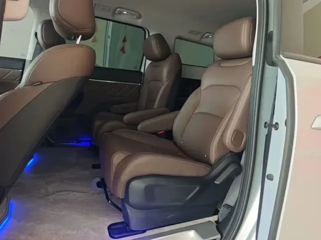 Wuling Motors Xingguang 730 New Energy 2025 Model Plug-in Hybrid Base Version — Фото автомобиля 16