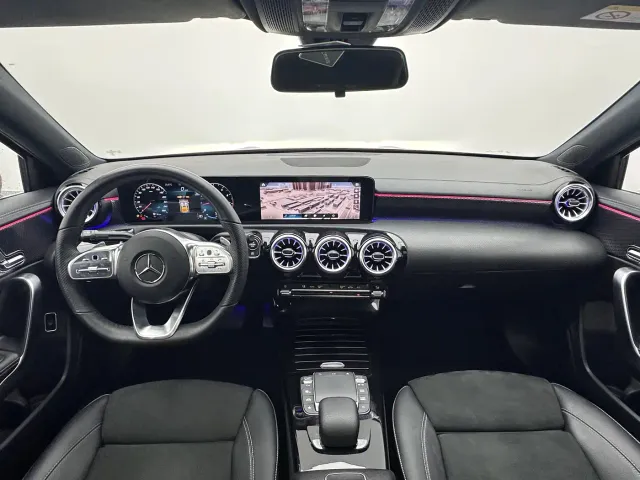 Mercedes-Benz A-Class — Фото автомобиля 16