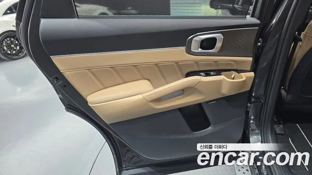 Kia Sorento — Фото автомобиля 14
