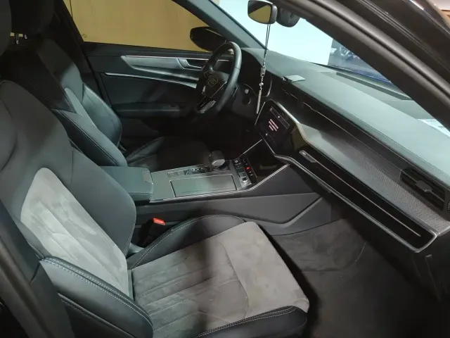 Audi A6L — Фото автомобиля 13